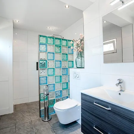 Διαμέρισμα Jade & Ruby *