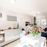 Apartment Jade With Private Parking Zandvoort