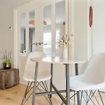 Apartment Jade With Private Parking Zandvoort