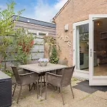 Apartment Jade With Private Parking Zandvoort