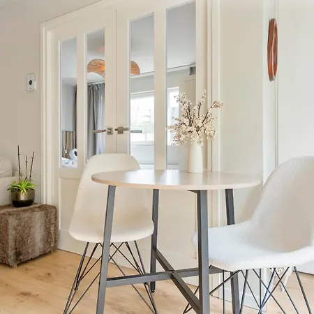 Appartement Jade With Private Parking Zandvoort
