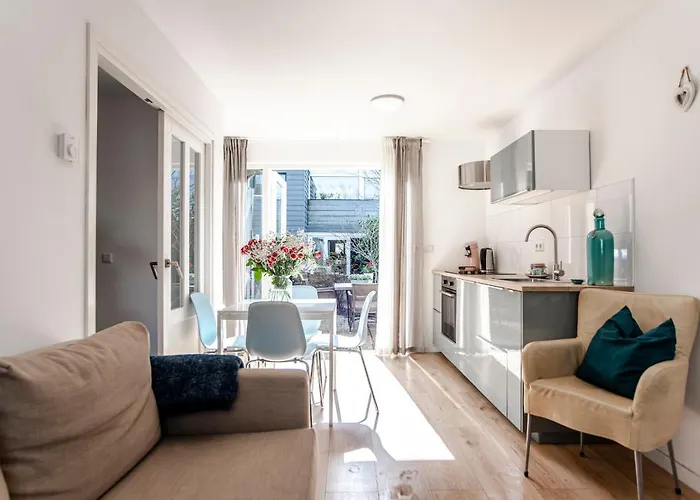 Jade With Private Parking Apartamento *