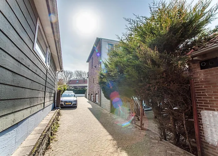 Daire Jade With Private Parking Zandvoort